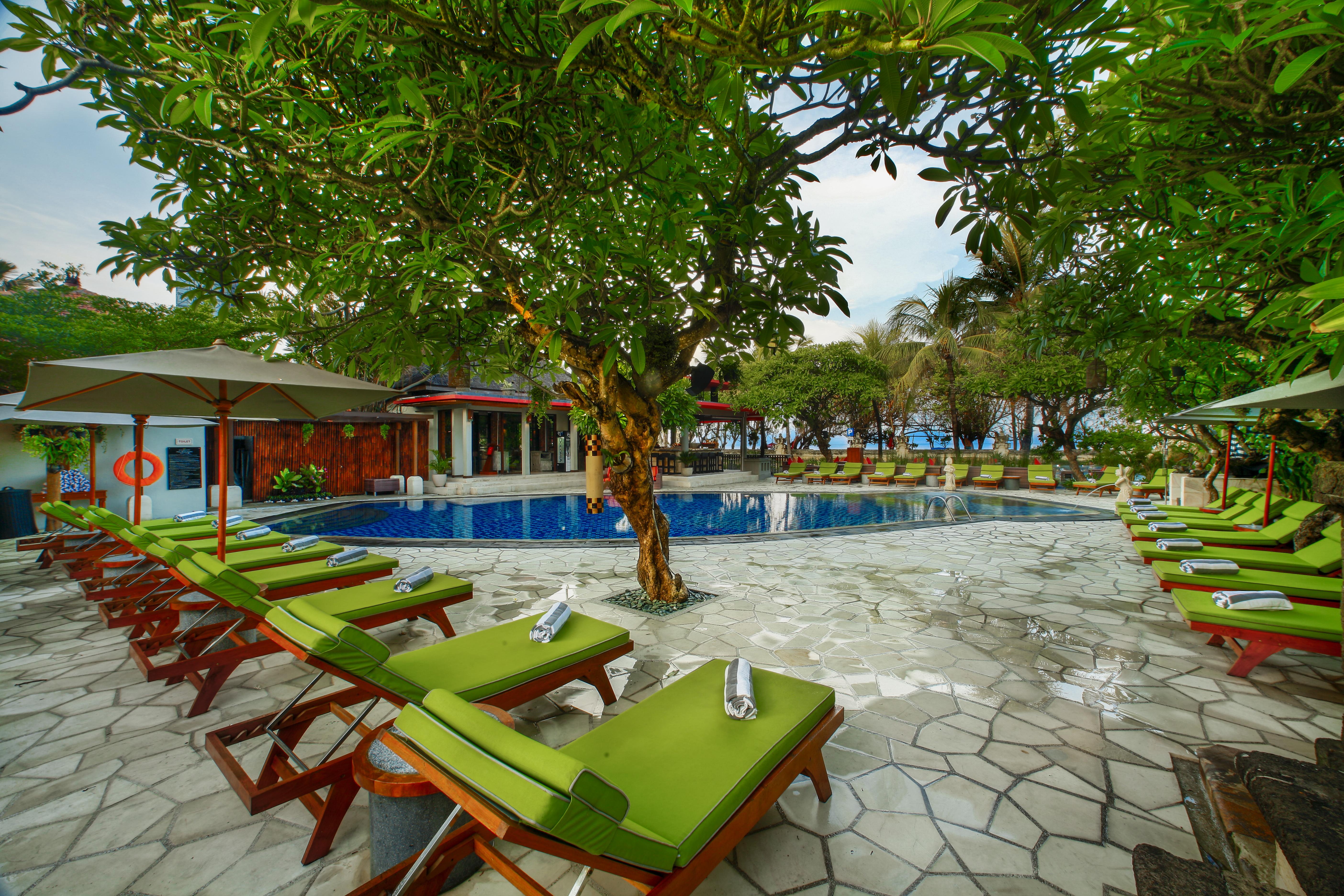 Kuta Seaview Boutique Resort Екстериор снимка