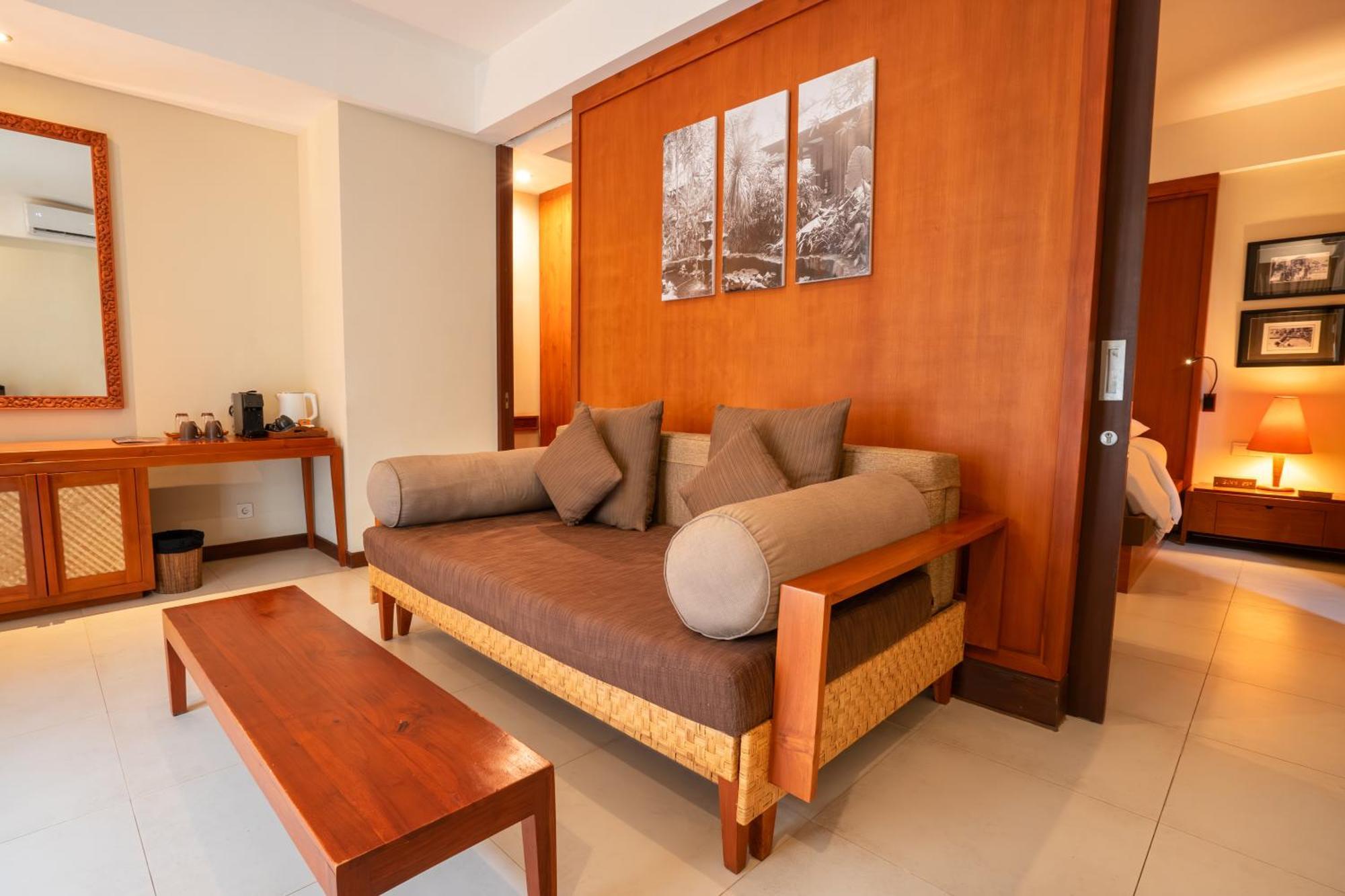 Kuta Seaview Boutique Resort Екстериор снимка