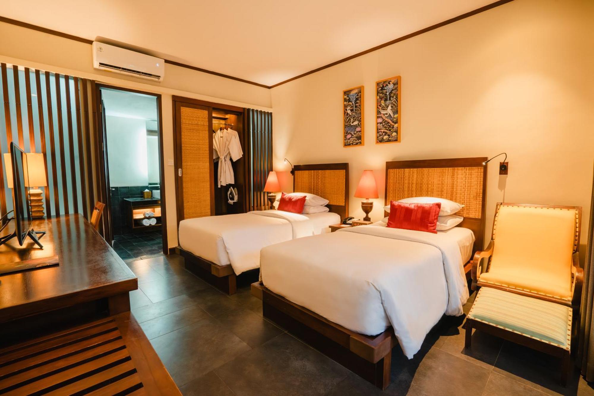 Kuta Seaview Boutique Resort Екстериор снимка