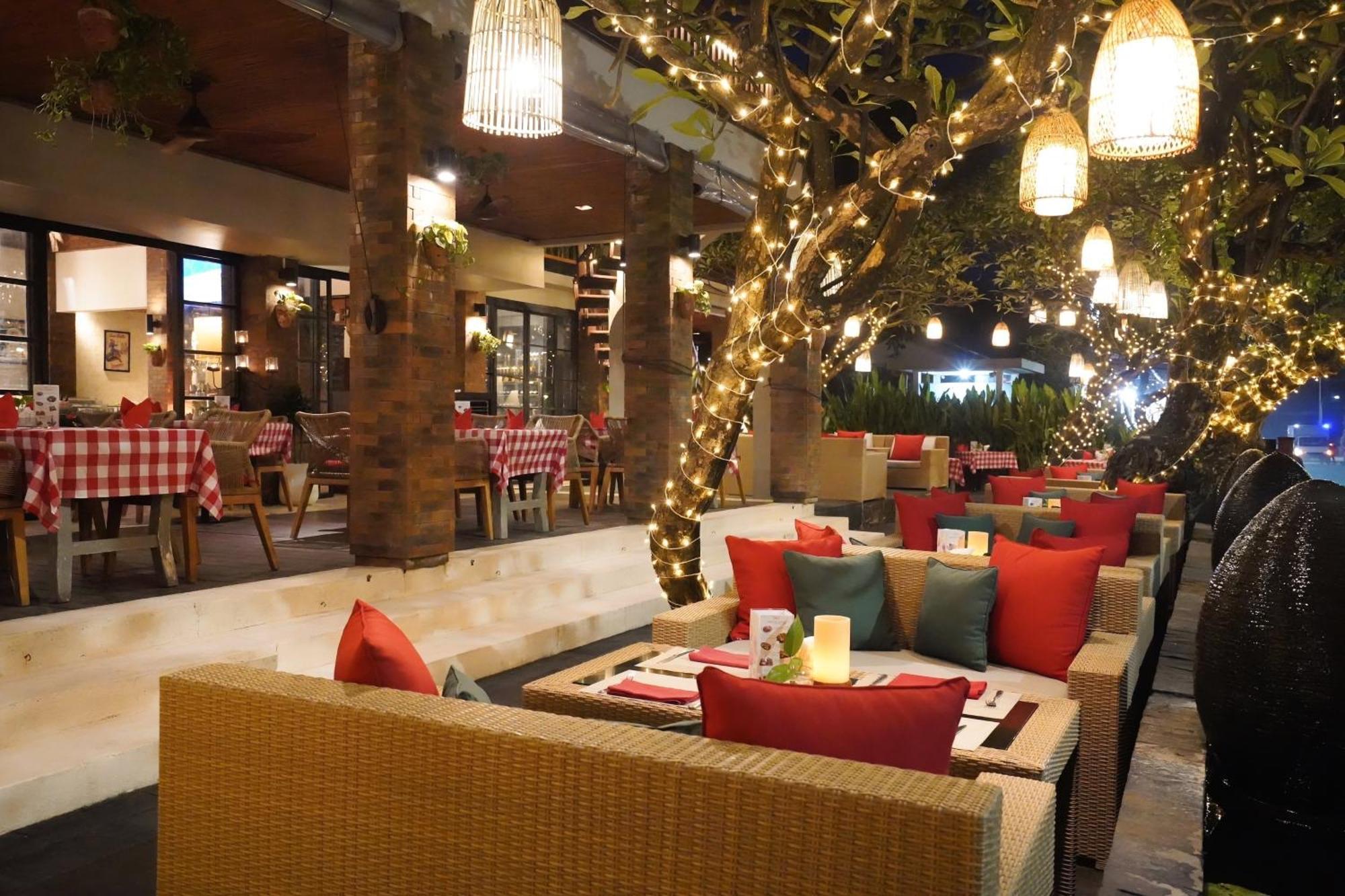 Kuta Seaview Boutique Resort Екстериор снимка